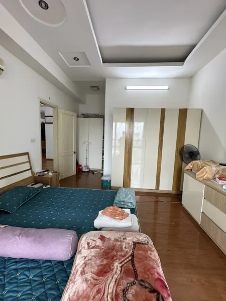 Bán nhà 130m² ngang 6m giá 7.9 tỷ Phường Định Công
