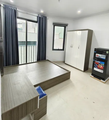 (Cực Hiếm) Căn hộ Studio 28m2 mới khai trương ngõ 58 Trần Bình - Có phòng bếp riêng - Nhận xe điện