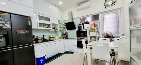 Bán nhà 106m² ngang 4.2m giá 7.5 tỷ Phường Định Công