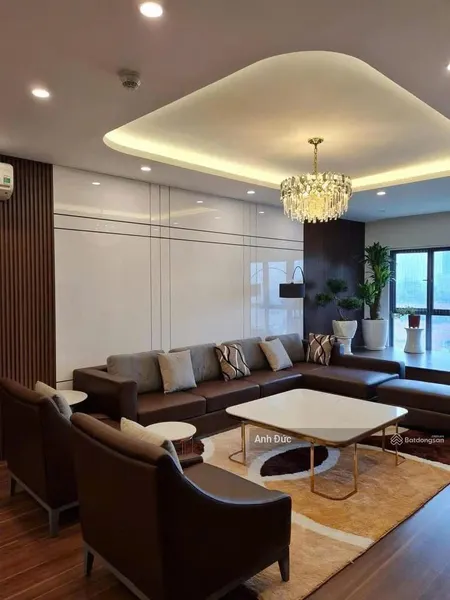 Bán cc 3pn + 2wc tại 27 huỳnh thúc kháng, 125m2, giá cực chất 13,5 tỷ