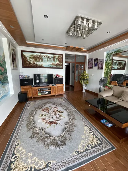 BÁN NHÀ ĐẸP KHU ĐÔ THỊ CỘT 5,CỘT 8 GẦN BÃI TẮM HÒN GAI,PHƯỜNG HẠ LONG