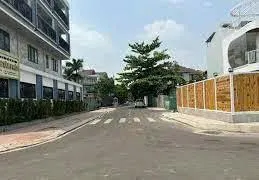 Nhà c4 tiện xây biệt thự hầm 4 tầng ngay đặng thùy trâm 12x20m 28.5 tỷ