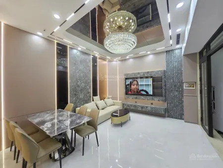 Nhà 6 tầng thang máy mặt tiền siêu rộng 9m nhà đẹp long lanh full nội thất xịn bay nhanh