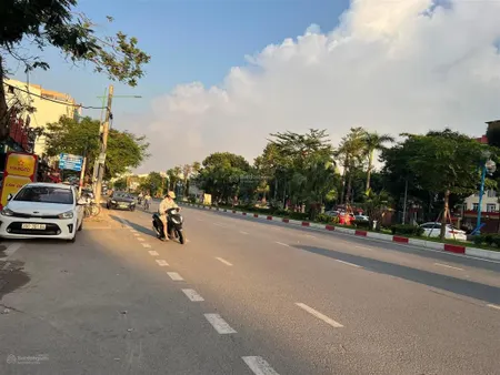 Mặt phố cầu giấy, 200m2, lô góc, 55 tỷ, 0983 956 ***.