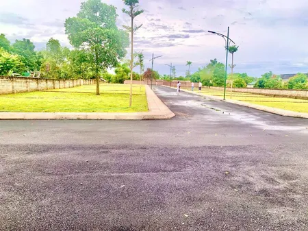 Bán đất nền thổ cư 100m2 giá nhỉnh 1,7 tỷ sát đường tỉnh lộ đang mở 40m ,sẵn sổ công chứng sang tên