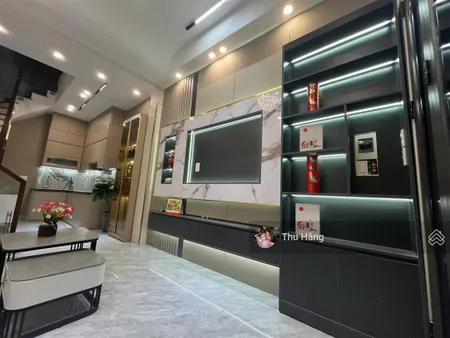 Hiếm nhà thuỵ phương 5 tầng 40m2 lô góc ô tô đỗ cửa gần ô tô tránh, ngõ thông sổ xịn ko qh