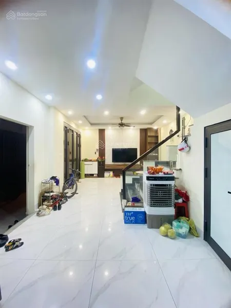 Bán nhà định công thượng 72m2 4 tầng mặt tiền 4m 8.6 tỷ định công hoàng mai