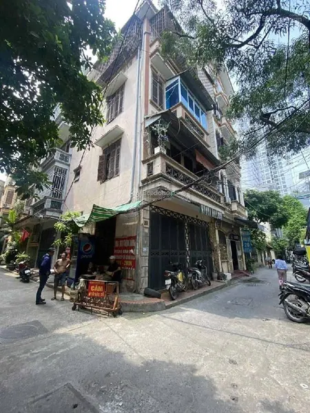 Nguyễn chí thanh 2 mặt ngõ ô tô tránh