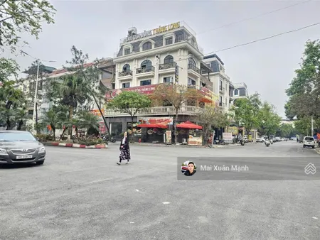 Bán biệt thự lô góc văn khê, hà đông, 300m, mt 32m, mặt đường đôi 30m, vỉa hè 5m, kinh doanh đỉnh.