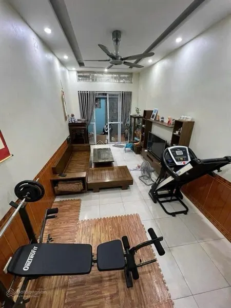 Bán nhà trung tâm đống đa 45m² 4 tầng vài bước ra phố giá 10,6 tỷ