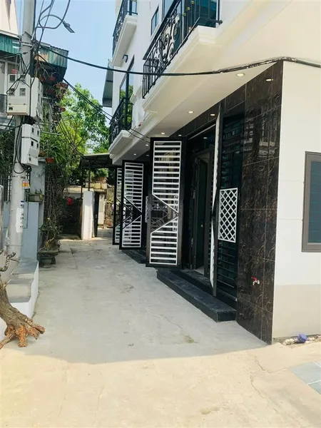 Xin đừng bỏ lỡ căn góc 2 thoáng xây 3t, 47m2 chỉ 150m chợ trường đầy đủ. 300m ra đại lộ tl