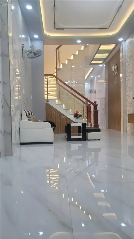 Nhà mới toanh khu tên lửa giáp q6 gần aeon mall ở và kd với 6pn 6wcgần bến xe miền tây