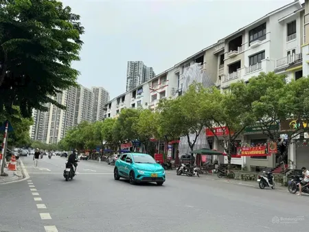 Chính chủ gửi bán btlk thuộc khu a geleximco sát bên vinsmat city