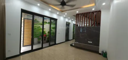 Bán nhà dân xây bồ đề, long biên, thang máy, ô tô vào nhà, ngõ thông nhỉnh 17 tỷ