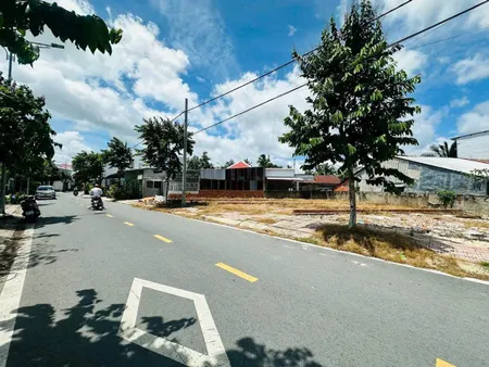 Bán đất 92.5m² ngang 5m giá 1.99 tỷ Phường Long Châu