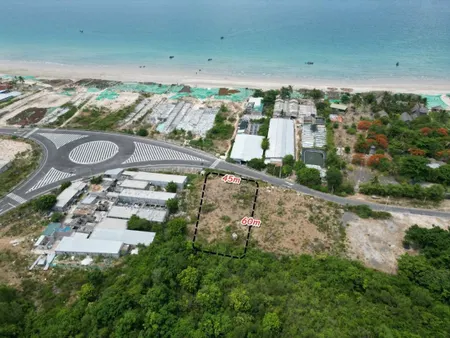 Bán đất 2479m² ngang 40m giá 32 tỷ Phường Đông Ninh Hòa