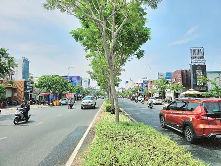 Bán nhà Gấp 5 TẦNG MT TRẦN NÃO QUẬN 2