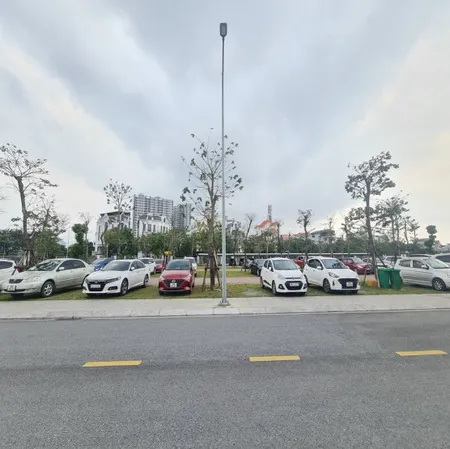🏡 Nhỉnh 5 tỷ có đất gần cổng chính Học viện Nông nghiệp, ngõ ngắn, thông 4 chỗ. Lh 0989894845 📍