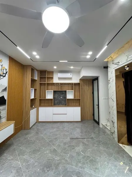 Minh khai hàng xóm times city 6 tầng thang máy mới tinh full đồ, 10m ra phố nhỉnh 9 tỷ