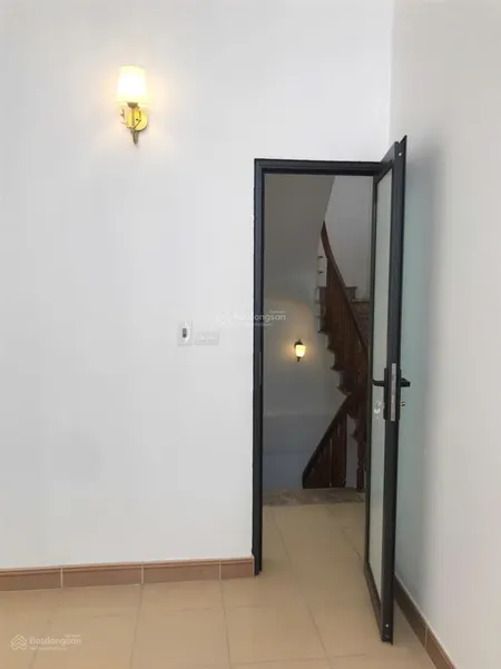Bán nhà riêng chính chủ s 35.6m2, sau ubnd xã tứ hiệp (cũ), gần trường mầm non, cấp 1, 2 tứ hiệp