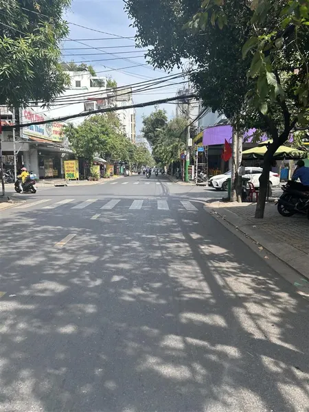 Bán nhà mt đường số 79 tân quy, 5x19m đoạn đông đúc, song song với nguyễn thị thập