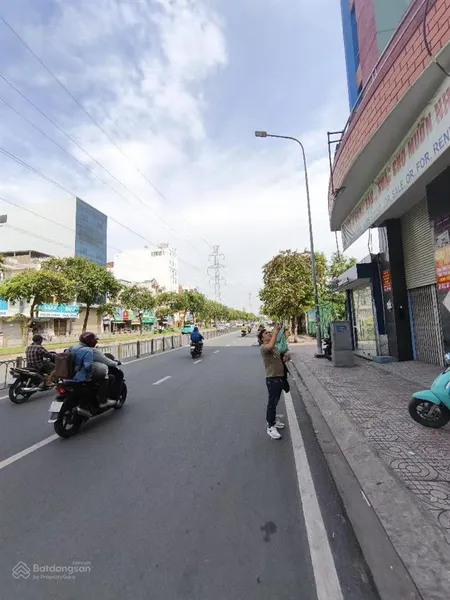 Mặt tiền kinh doanh đỉnh kinh dương vương nhà 5 tầng 305m2 giá 36 tỷ