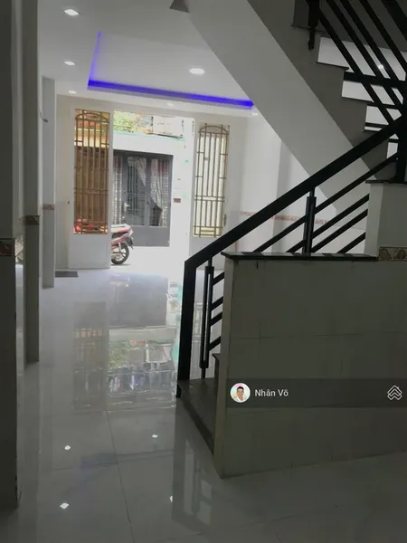 4.5tỷ hẻm đúng 6m. dt 4mx10m, 1lầu, 2pn vô ở liền. bình tân giáp tân phú.