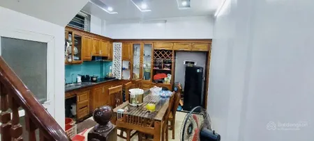 Bán nhà phố nguyễn đình chiểu q. hbtvị trí đẹpđi bộ vài phút sang cv thống nhất 23m24 tầng6 tỷ
