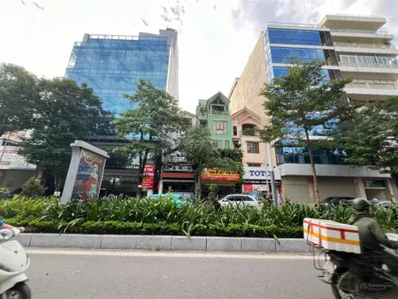 Bán nhà mặt phố lạc long quân, xuân la 195 tỷ 266m2 mặt tiền 11,3m 9 tầng view hồ tây