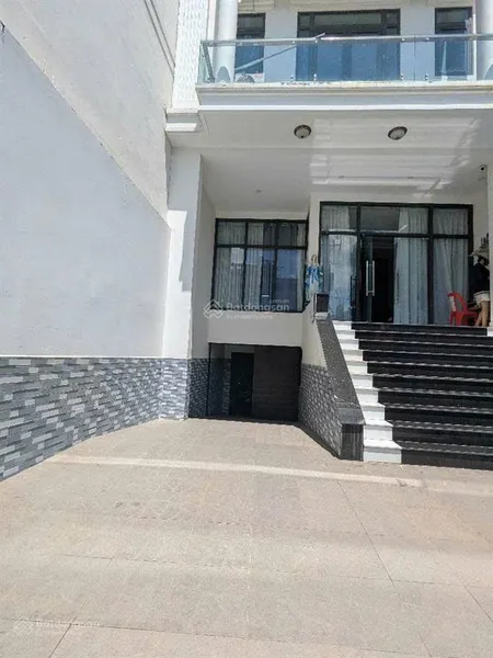 Bán nhà 5 tầng đường oto chạy, gần trường chinh và phan văn hớn, diện tích 177m2, giá 17 tỷ