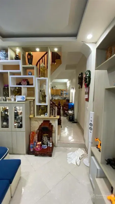 Bán nhà 6t thang máy mp hoàng cầu hào nam 66m2 mt 4,5m đường hè 40m 36,68 tỷ