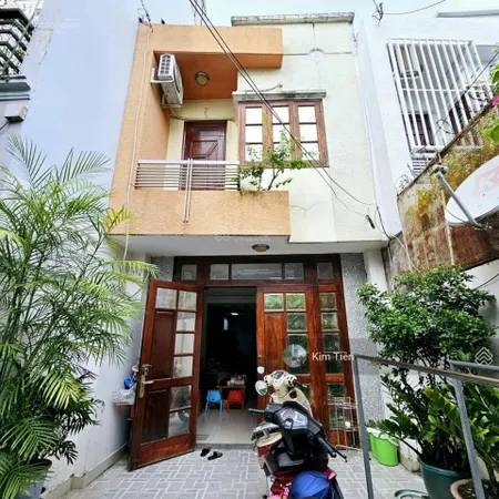 Cần bán gấp nhà ngay vườn lài tân phú, 1 trệt 1 lầu 3pn 2wc, sẵn sổ 70m2, đang cho thuê 20tr/tháng