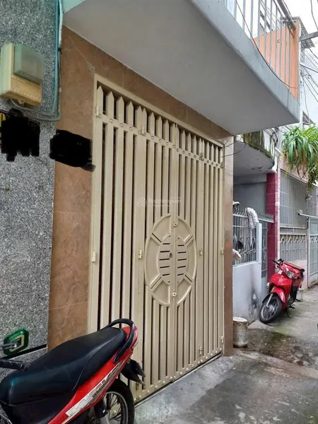 Bán nhà xvnt , p26 , 30m2 , 3,7tỷ tl . 0866 408 *** việt anh