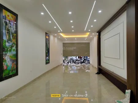Bán nhà mặt phố bồ đề, vị trí đẹp nhất phố, kinh doanh đẳng cấp nhất, dt 70m2 7t hơn 20 tỷ