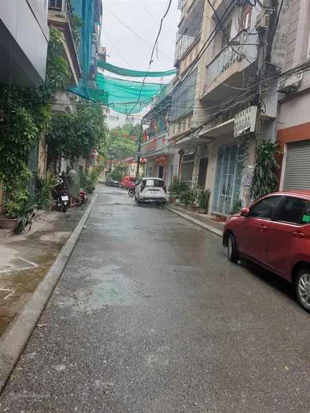 Nhà phân lô sài đồng, 75m2, mt 5,5m giá 16,3 tỷ. đường 6m vĩa hè hai bên