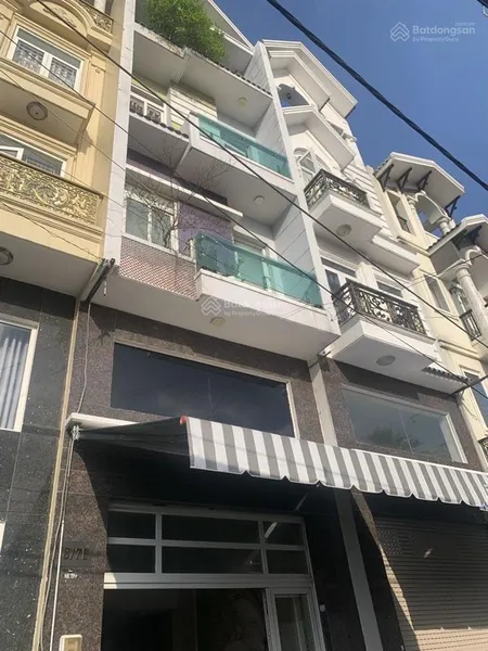 Bán nhà phố liền kề ngay sát mặt tiền phan huy ích, tân bình