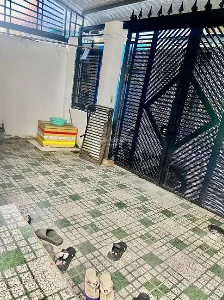 Hiếm bán nhà mai văn vĩnh 1 sẹc thẳng trục 4m x 15m chỉ 6.1tỷ