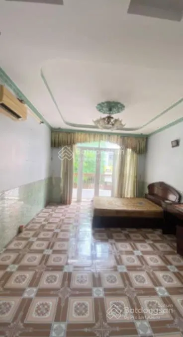 Bán nhà 4 tầng mặt tiền trần hưng đạo, tân sơn nhì, tân phú, giáp tân bình. dt sàn hơn 300m2