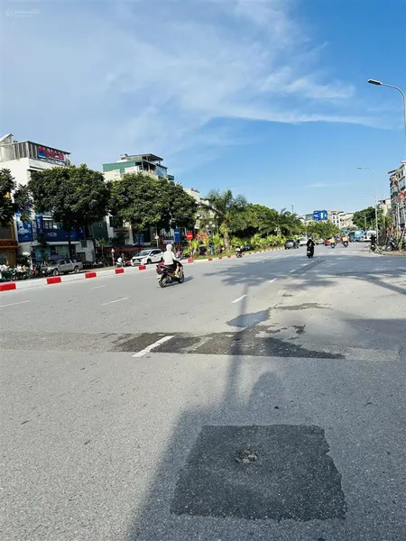 Bán nhà phố trần khát chân q. hbt nhà đẹp thoáng sáng 10m ra phố38m2 5 tầng 7.25 tỷ