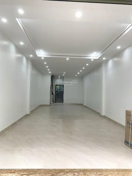 Bán nhà mặt phố tại nguyễn thời trung, 18,1 tỷ, 62m2, 7 tầng , thang máy chính chủ, giá siêu hời