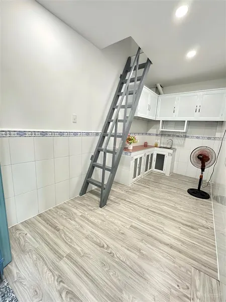 (chính chủ) bán nhà bờ kè hậu giang 4 tầng giá nhỉnh 1 tỷ