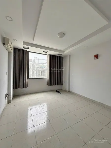 Nhà chủ gửi giá mềm hxh ngủ trong nhà sạch sẽ khu vực an ninh gần thống nhất 4 tầng vuông vức