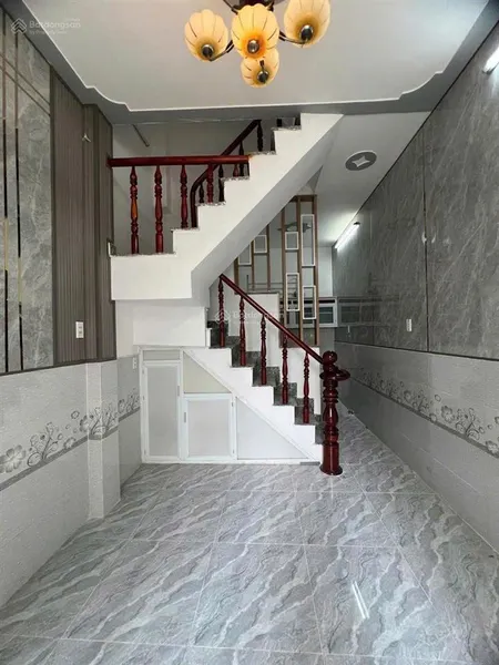 Siêu phẩm dưới 1 tỷ, nhà đúc nguyên căn, nhà riêng lẻ, 1 trệt 1 lầu 2pn 2wc còn thương lượng