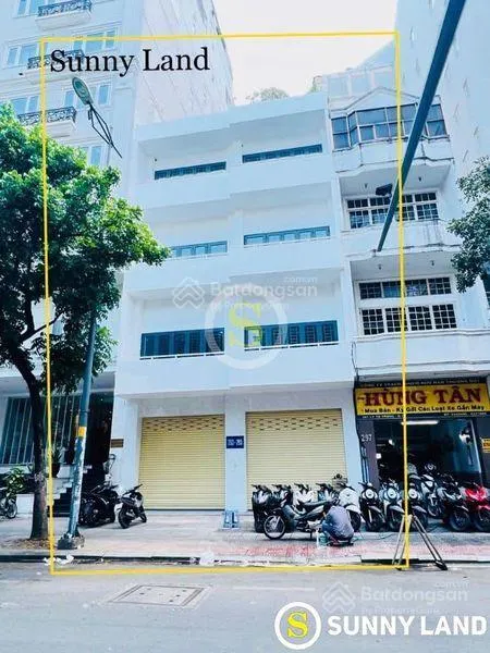 Nhà bán mt thương hiệu tú xương, quận 3, 6.5x28m, 4 tầng + áp mái hđt 202 triệu, giá 89 tỷ