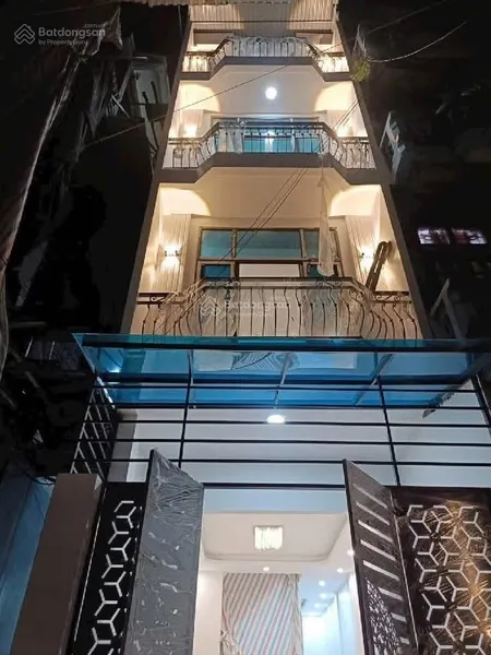 Hoa hậu đống đa ô tô đỗ cửa dt 50m nhỉnh 15tỷ nhà đẹp mặt ngõ thông kinh doanh nhà 2 mặt ngõ