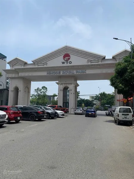 Bán liền kề hinode royal park quốc lộ 32 hoài đức 100m2, 5 tầng 18,5 tỷ 0985 599 ***
