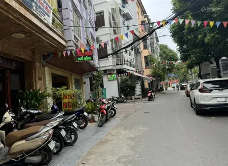 Siêu hot bán nhà riêng 40m2, 5 tầng tại hoàng quốc việt, đầu tư đỉnh chỉ 6,5 tỷ
