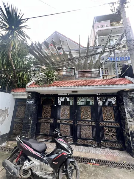 Biệt thự 1/ lê văn khương. 8 x 20m2. giá 13.5 tỷ