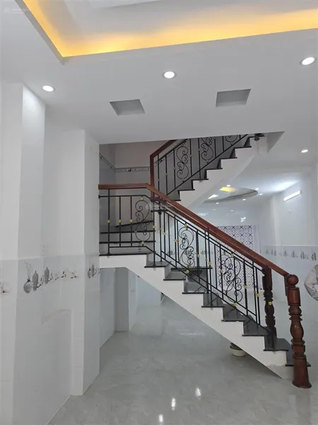 Bán nhà 3 tầng 4x15m hẻm xe hơi khu nguyễn sơn q.tân phú nhà mới xây mái đúc btct chỉ hơn 6 tỷ tl