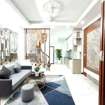 Phúc lợi long biên 5 tầng mới ngõ ô tô giá 5tỷ nhỏ